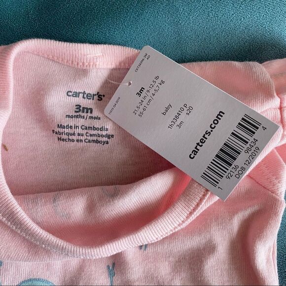 Carter’s Onesie - Picture 6 of 6